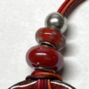 Collier avec médaillon diamètre 48 mm, couleurs : Rouge