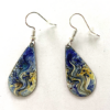 Paire de boucle d'oreilles longueur 30 mm couleur bleu - jaune, grand fermoir sans nickel.