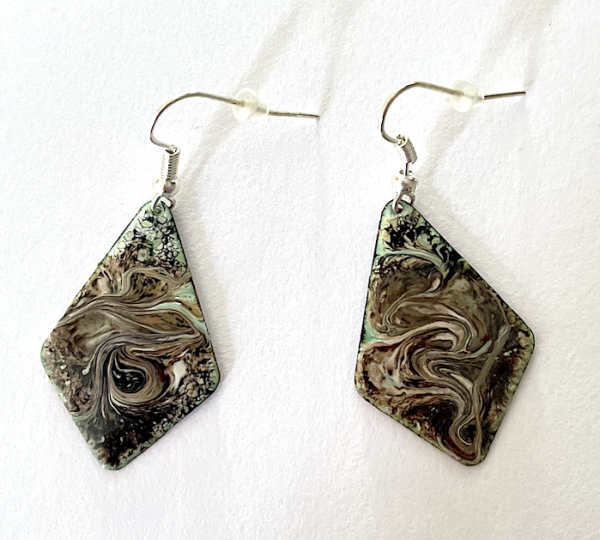 Paire de boucles d'oreilles triangle brun 35mm
