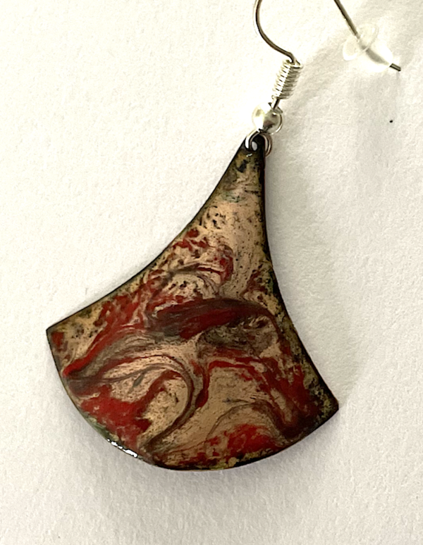 Paire de boucles d'oreilles losange bombées, 30 mm avec grand fermoir sans nickel.