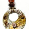 Collier avec médaillon diamètre 50 mm, couleur : beige et brun