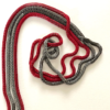 Sans titre 9 Sautoir avec médaillon de 60 mm couleur rouge et doré sur chaine métal serpent