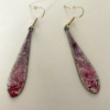 Paire de boucles d'oreilles gouttes rose 55 mm.